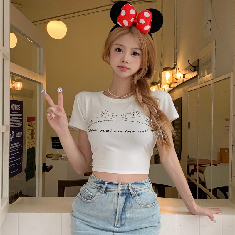 早秋时尚个性女装秋爽上衣