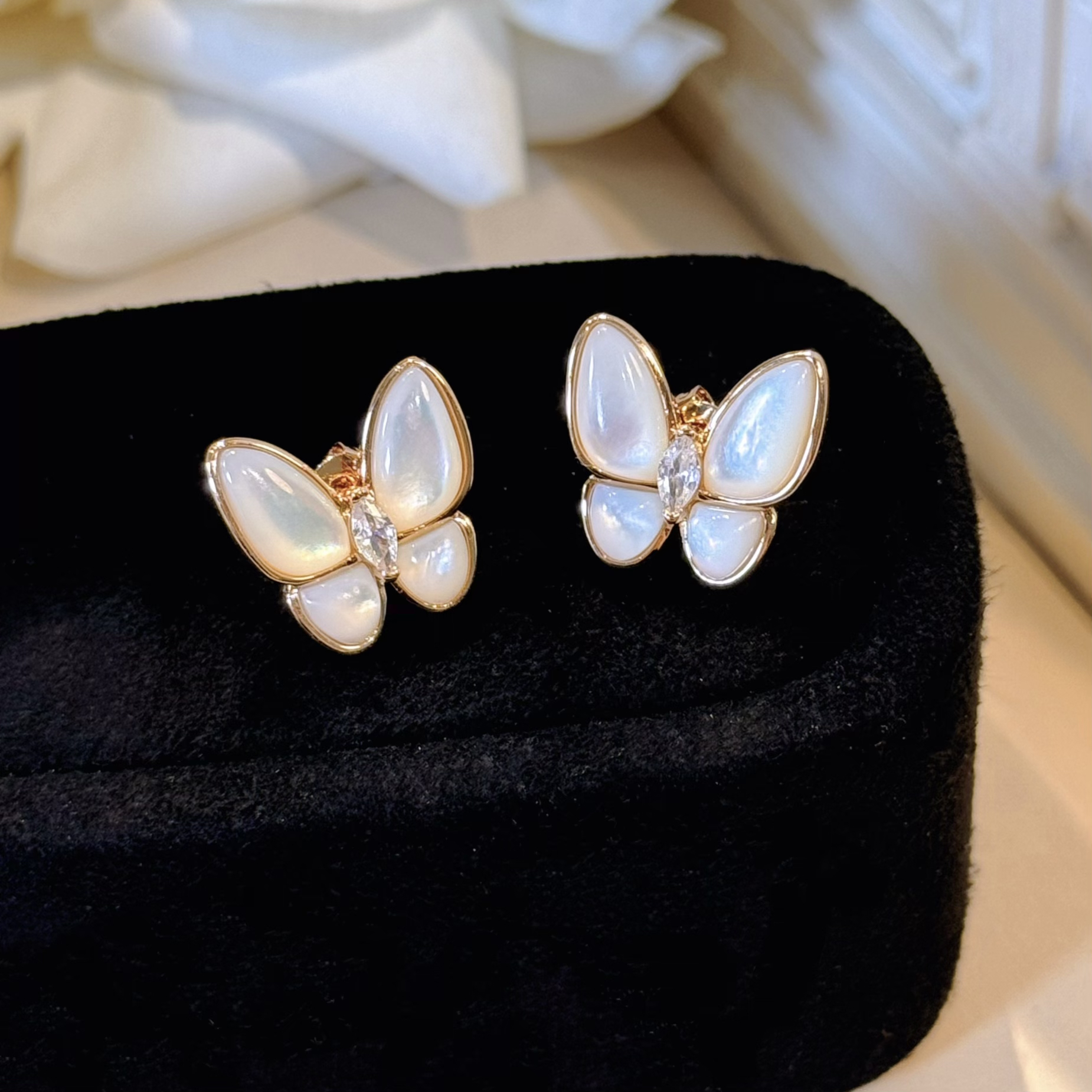 合金合成锆石耳饰 杨杨babytime一流质感 超闪马眼钻白贝蝴蝶耳钉