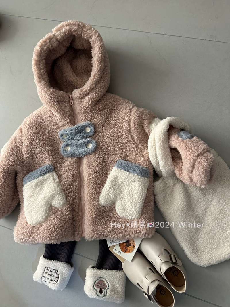 休闲风吸汗羊羔绒冬季男童女童T恤秋冬连帽3D印花女冬款上衣