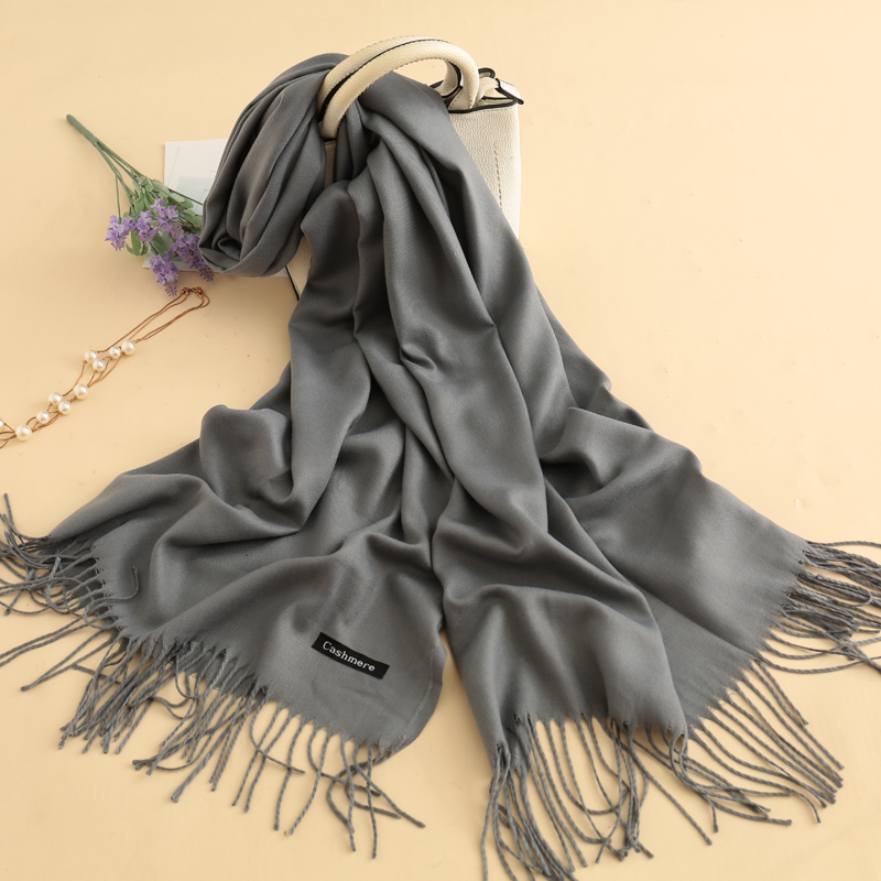 多色披肩围巾颜色随机发