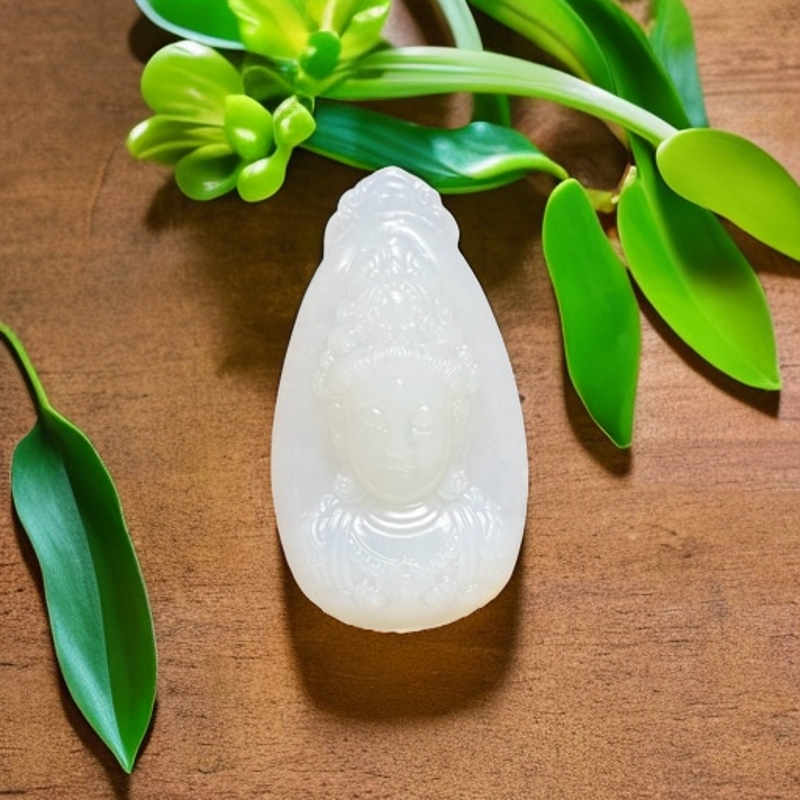 新疆和田玉观音挂件