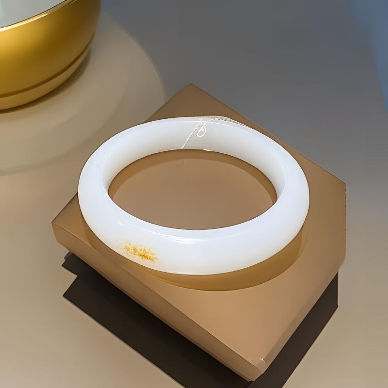 新疆和田玉手镯白细油诺