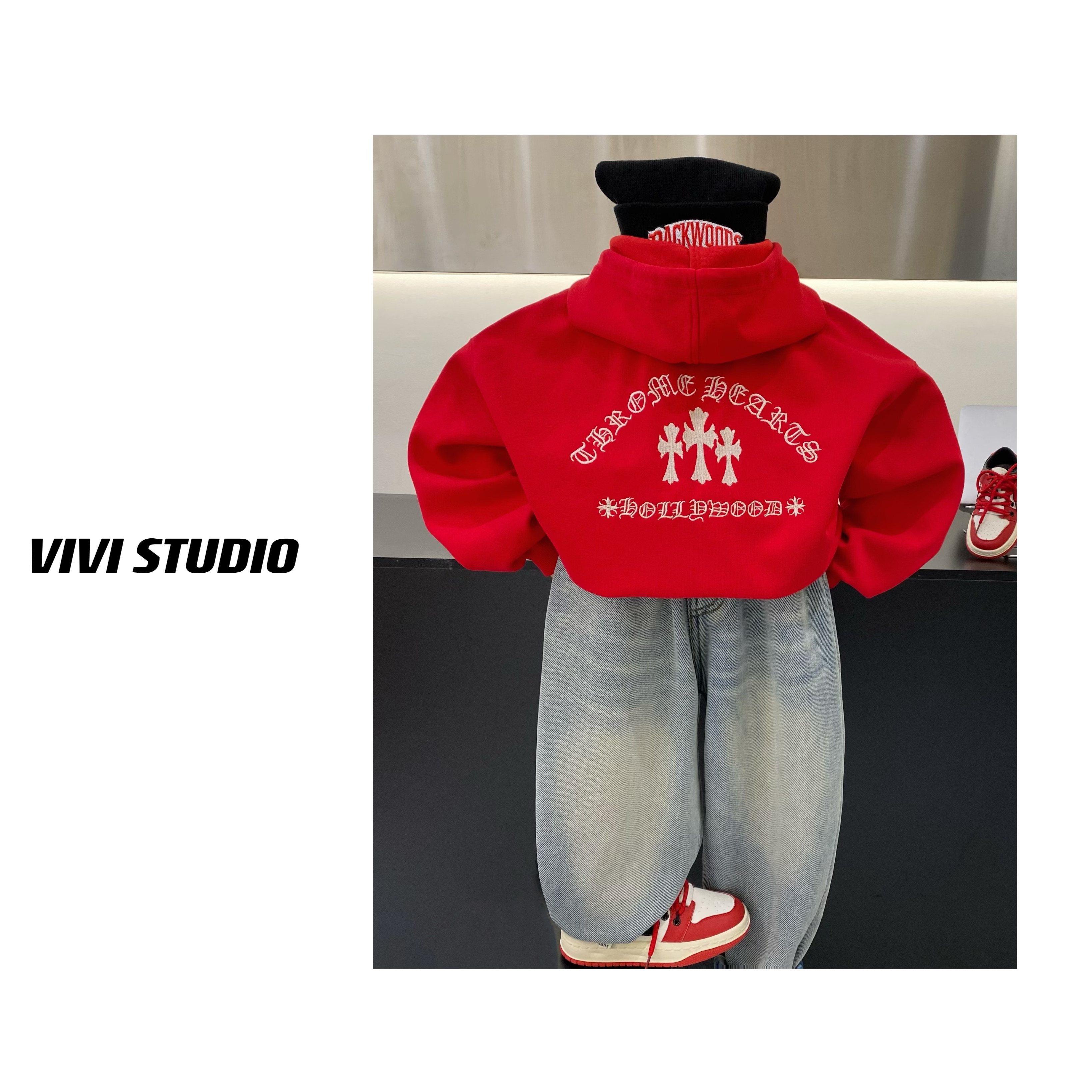 VIVI亲子装  「克罗星星」2024年春款刺绣红色连帽卫衣H5008