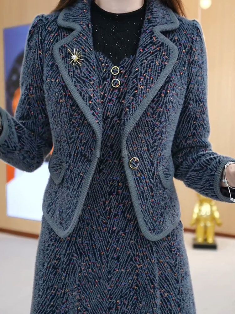 秋冬2023新款两件套裙条纹西装领设计感中长款休闲连衣裙套装女冬
