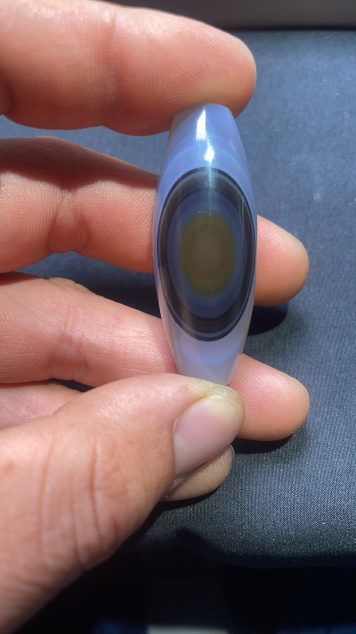 天然巴西玛瑙正一眼