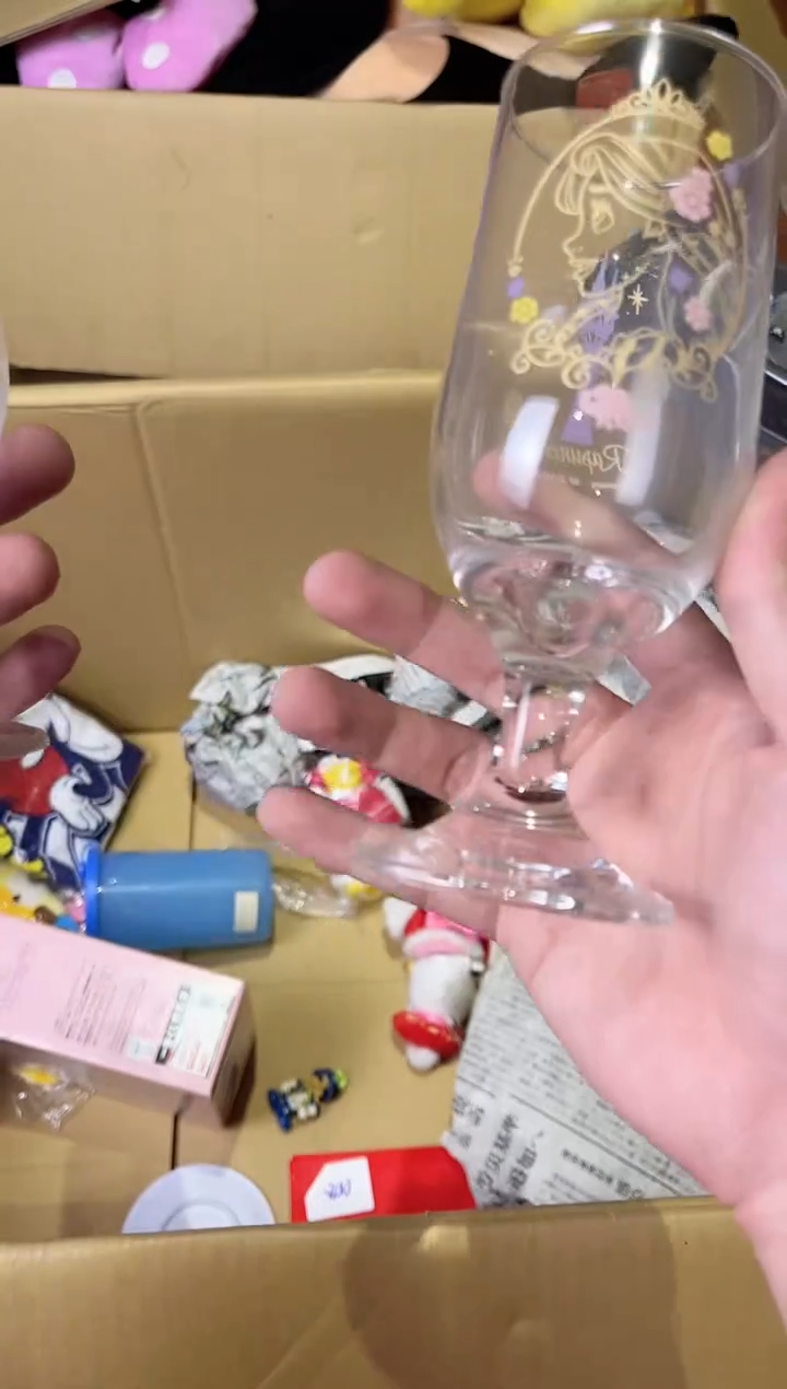 【闪购商品】摆件回流动漫屋防拍链接
