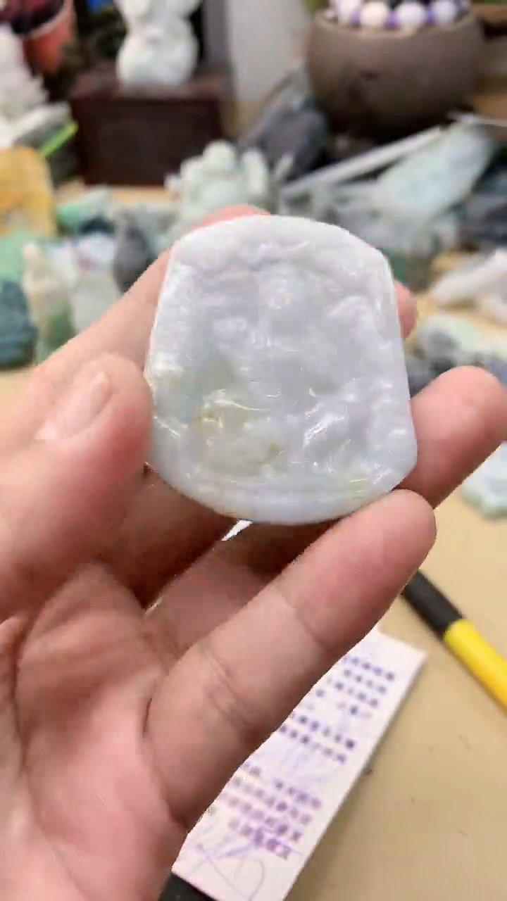 【闪购商品】翡翠颈饰未镶嵌翡翠