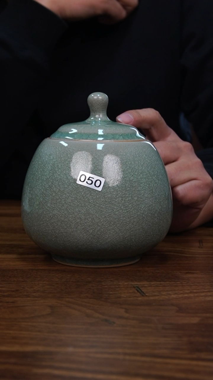 【闪购商品】瓷摆件大茶叶罐