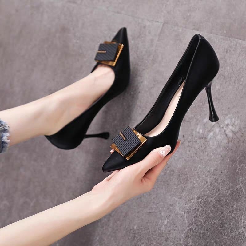 百搭时尚网红断码真皮新款高跟鞋女中跟浅口尖头细跟单职