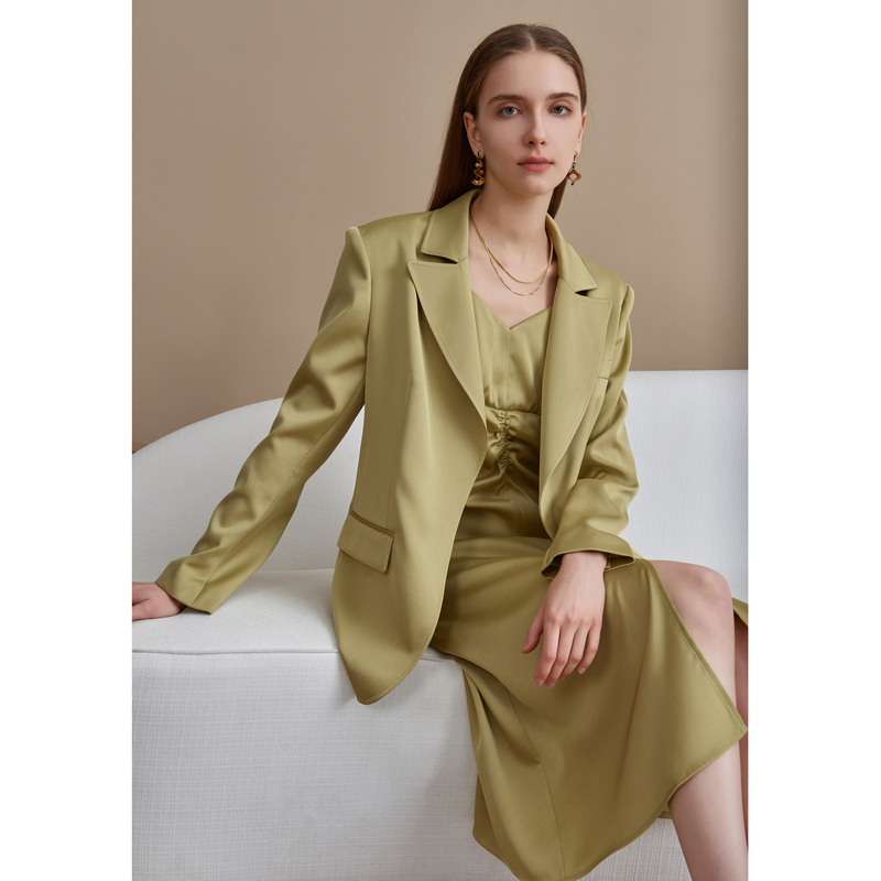 【彭彭echo专属】恩曼琳秋季新款法式简约气质休闲连衣裙女EANDCH34