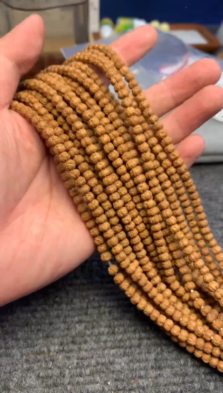 【闪购商品】金刚菩提手串原桩玄武佛手5mm左右