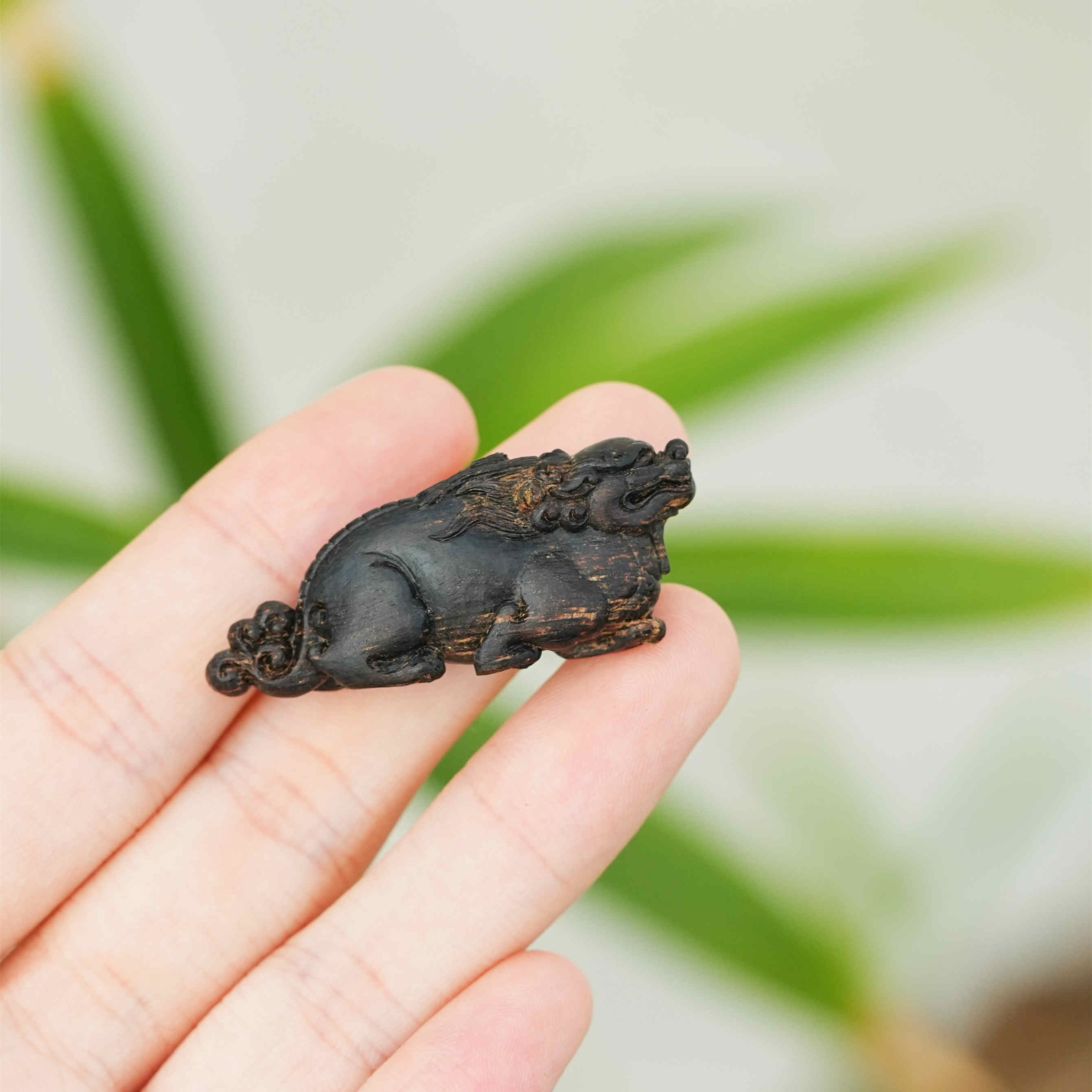 千千说沉香-莱特手工精雕瑞兽貔貅沉香吊坠文玩挂件天然保真老料