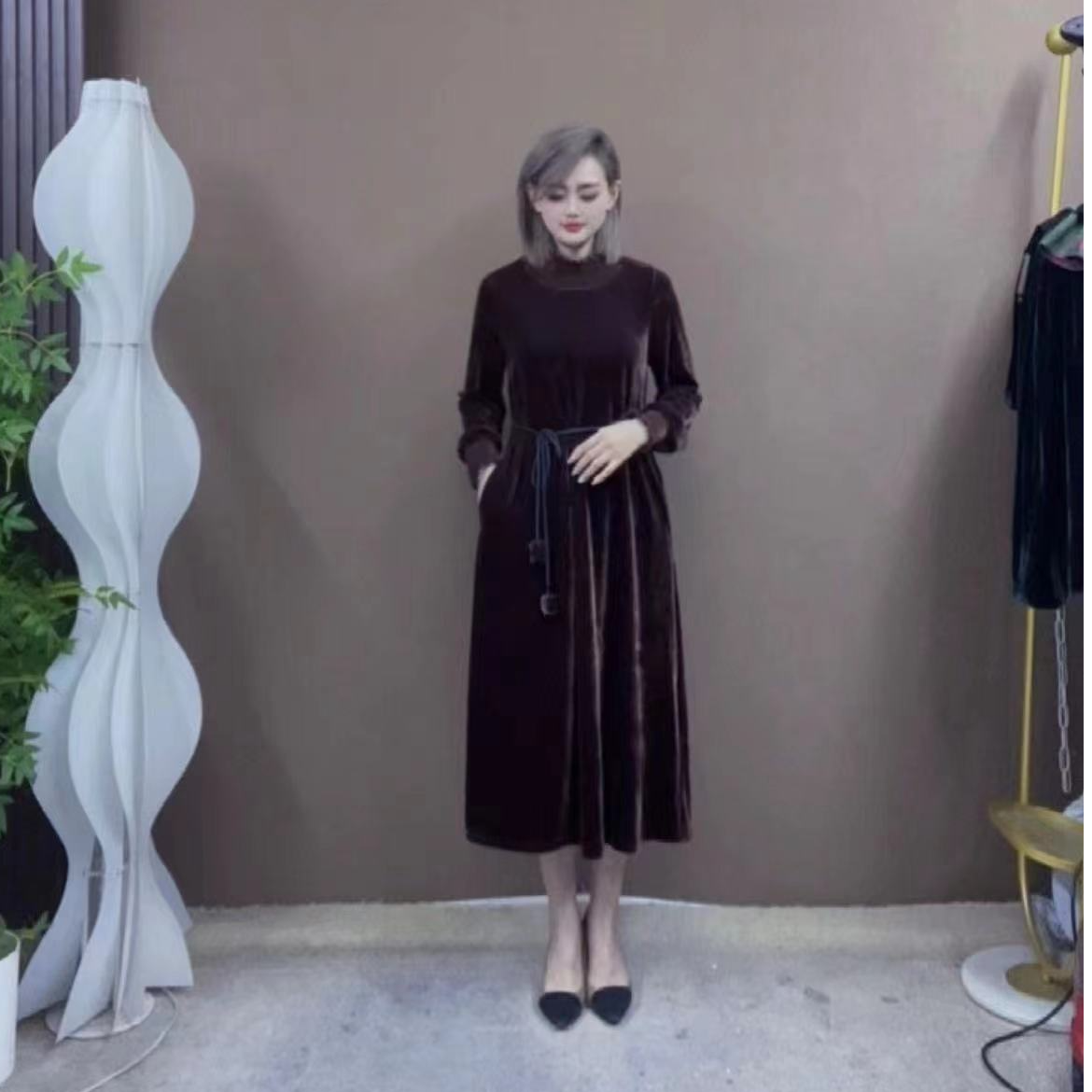 DV-大巍原创欧货时尚显瘦丝绒长裙810＃