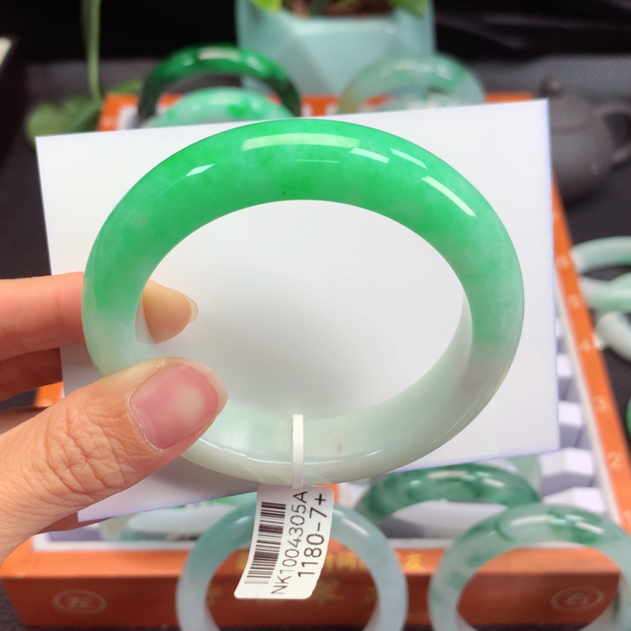 【闪购商品】翡翠手镯未镶嵌张*健留货