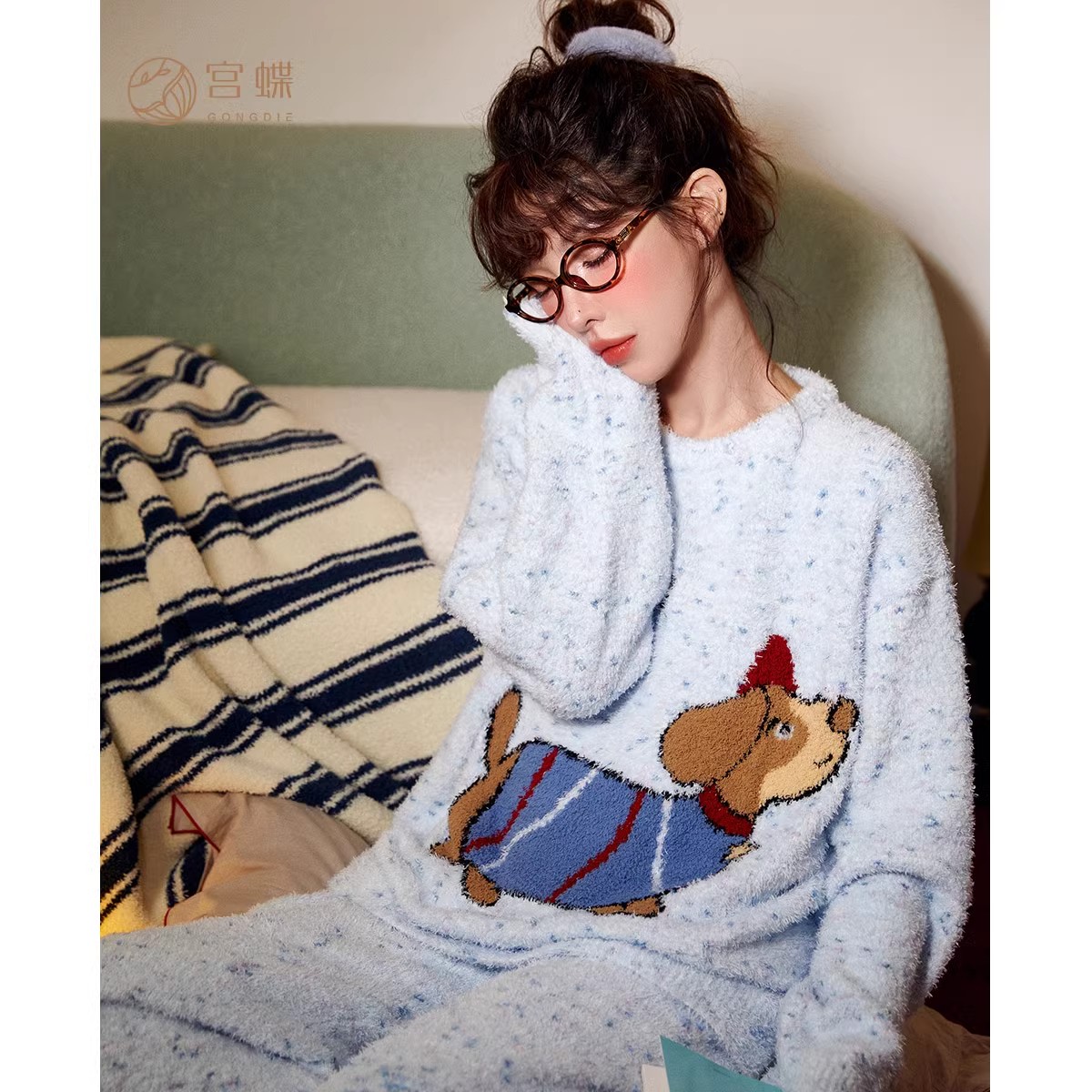 宫蝶【毛茸茸】腊肠狗睡衣女秋冬半边绒防静电外穿卡通小狗家居服