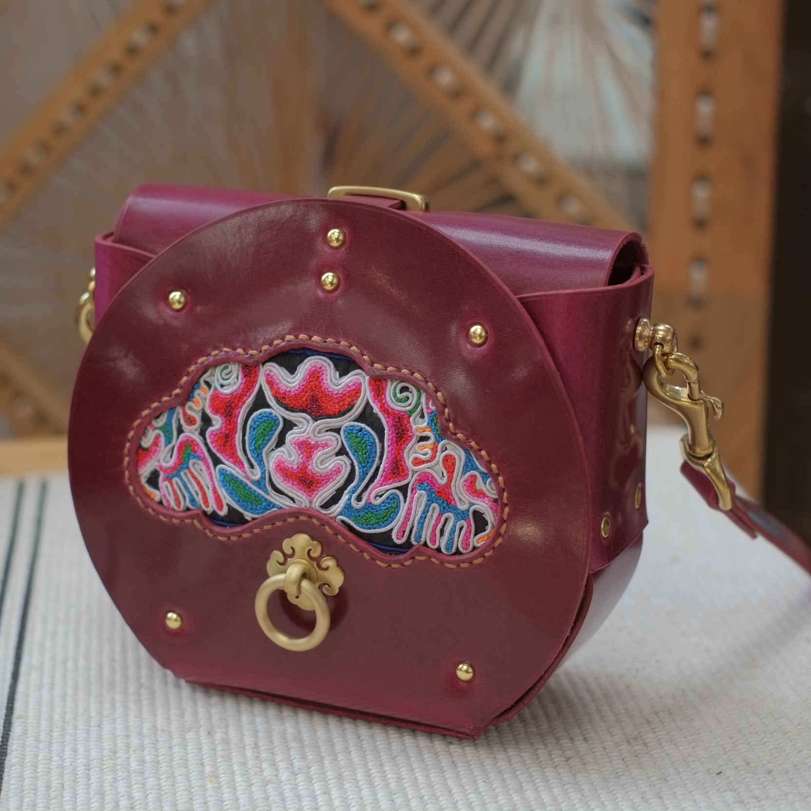 缦物 元宝包单肩包斜挎包（大+老绣版）女士包包女款包包手工定制