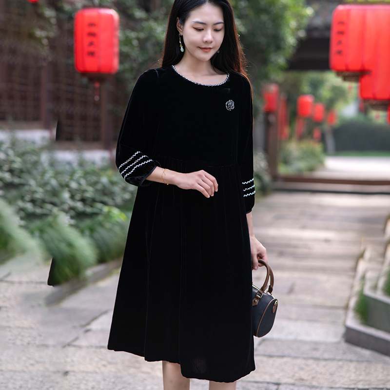 秋凝丝绸桑蚕丝香云纱国风复古中式气质丝绒连衣裙232081