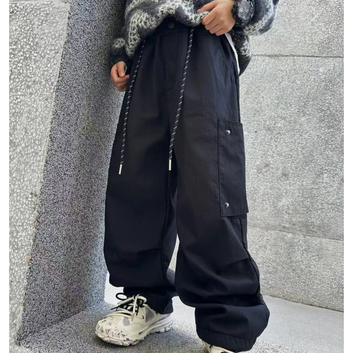 奥粒绒青少年百搭中大童男女春秋款裤子宽松时尚束脚卡其色裤子男