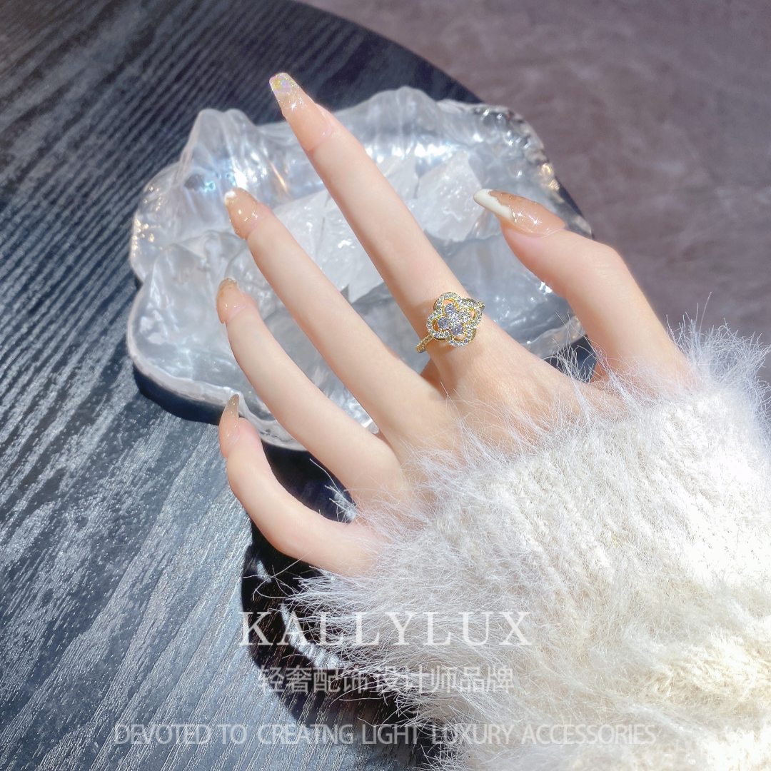 KALLYLUX/卡丽奢 铜合金合成锆石戒指 JZ-1108【璇转舞动】