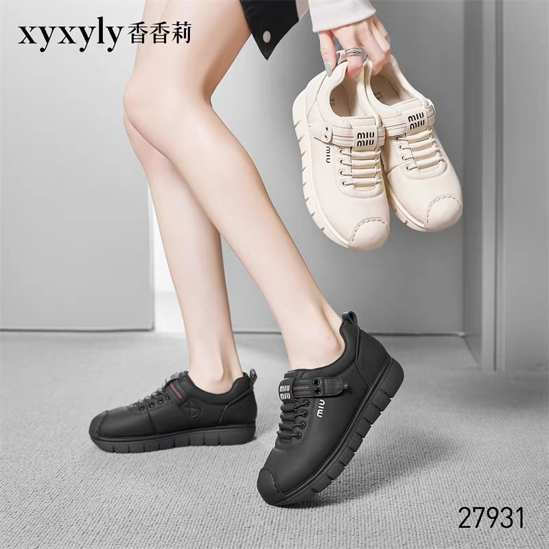 香香莉2024秋季乐福鞋魔术贴小白鞋软底软面妈妈鞋女休闲鞋X27931