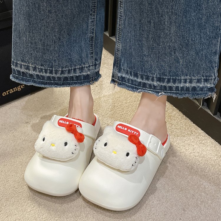 达芙妮正品2023网红洞洞鞋可爱加绒保暖猫包头半拖鞋女秋新款厚底