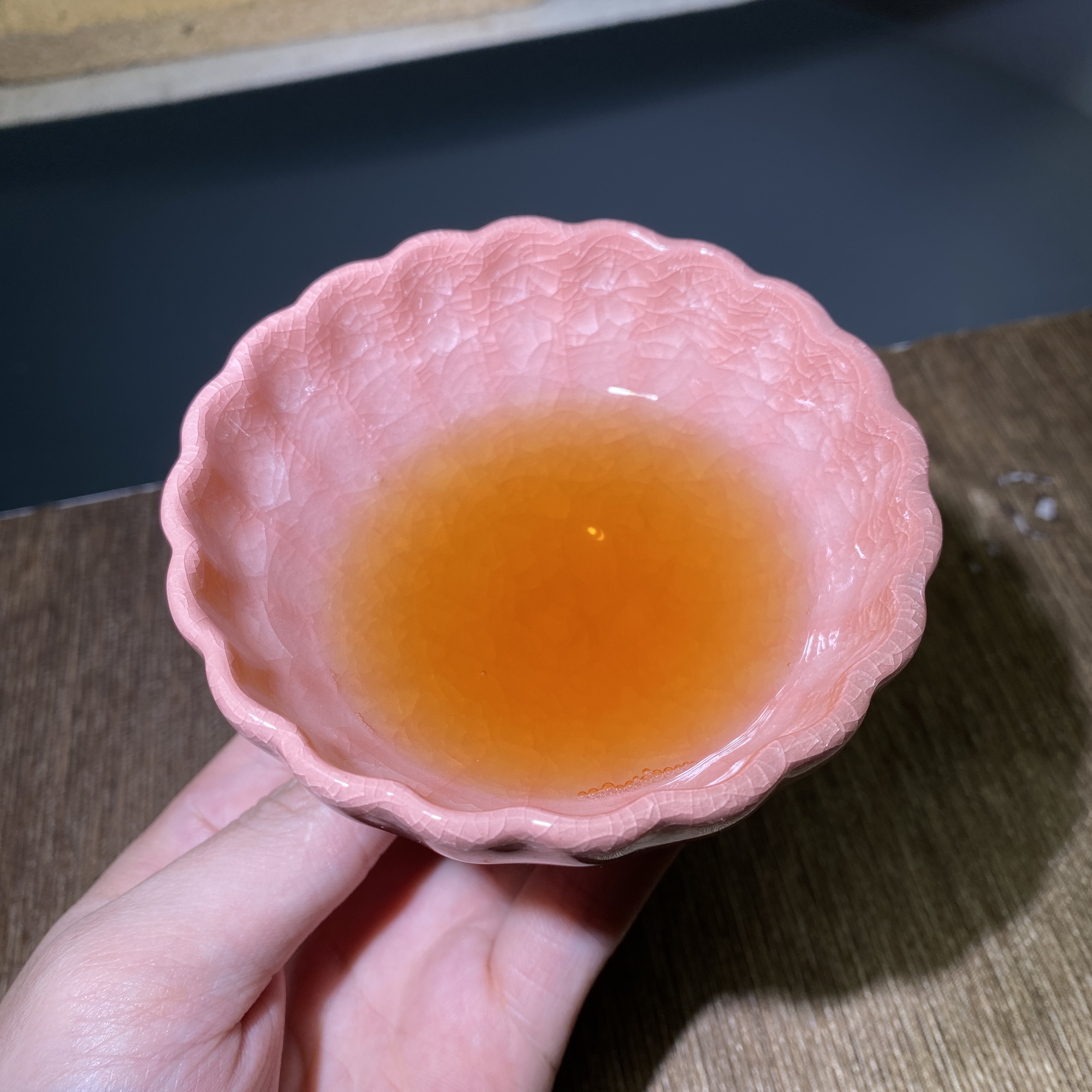 粉色冰裂纹主人杯陶瓷功夫茶具开片可养遇水无痕主人杯
