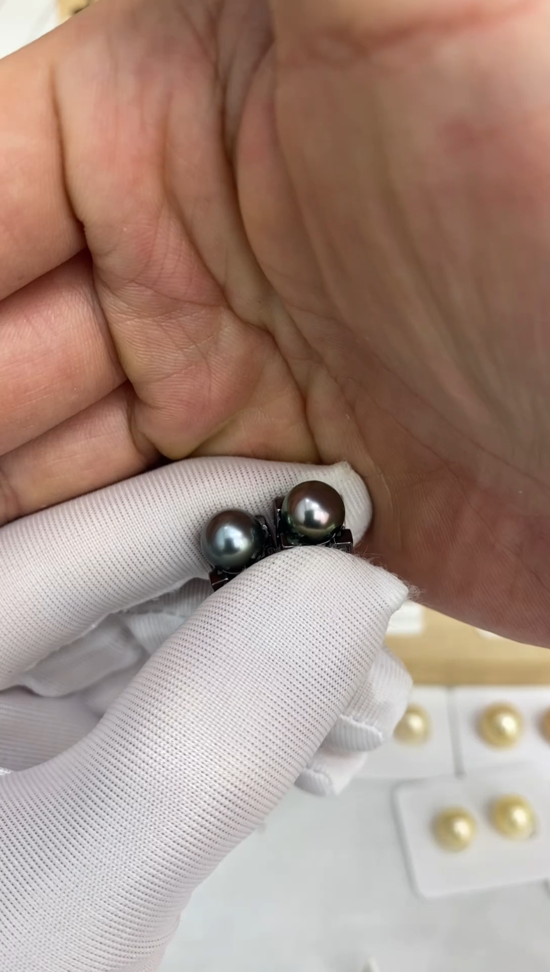 【闪购商品】海水珍珠耳饰银S925镶嵌炫彩m家大溪地珍珠8.5~8.7mm