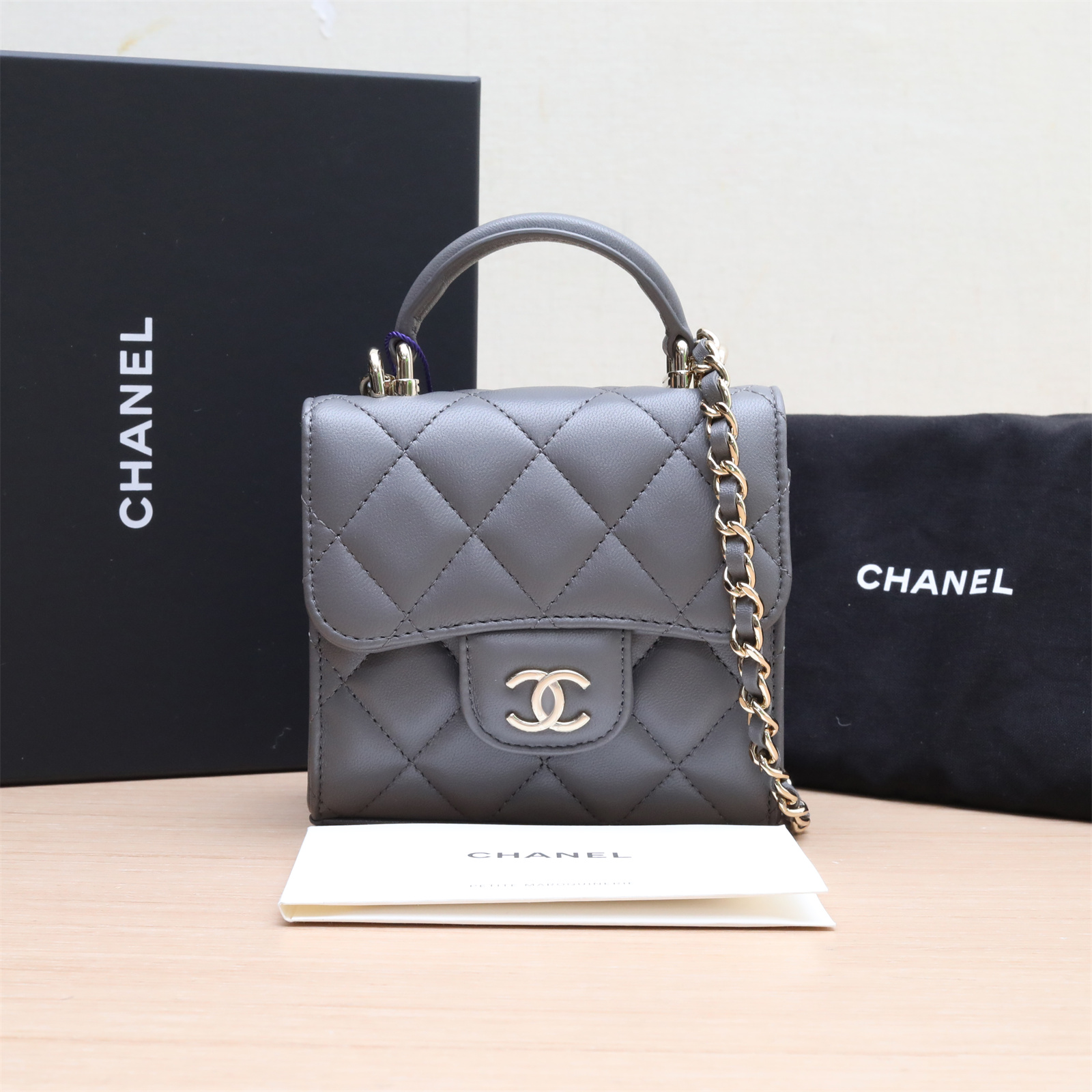 99新 Chanel/香奈儿 小花攀攀手柄零钱包 12.5cm 灰色 皮革S