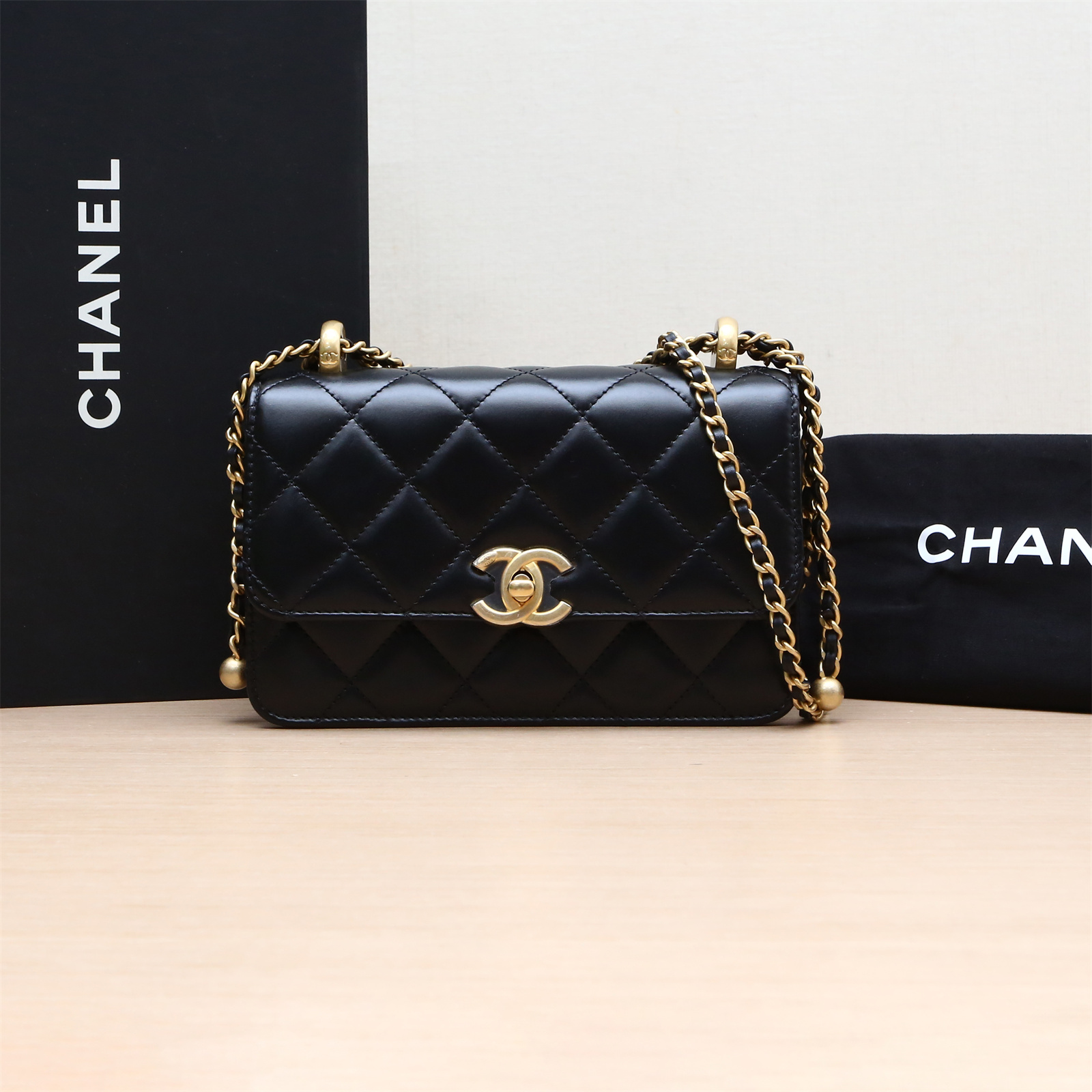 99新 Chanel/香奈儿 小花攀攀24C CF 19cm 皮革C 芯片 双金珠