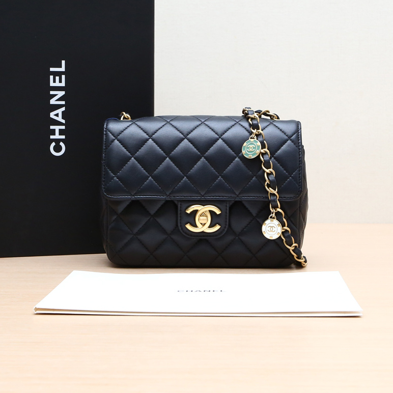 95新 Chanel/香奈儿 小花双双 449167 23C CF 方胖子 黑色 芯片开