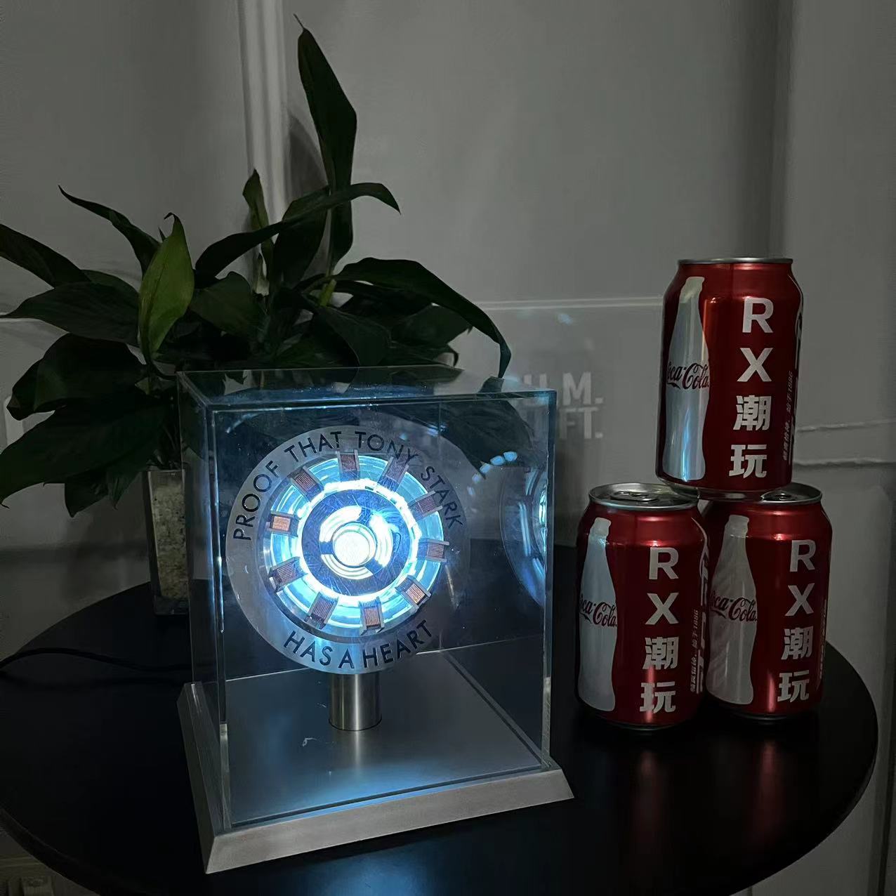 RX 漫威系列 金属钢铁侠核心能量反应堆 带亚克力彩盒 触碰灯光