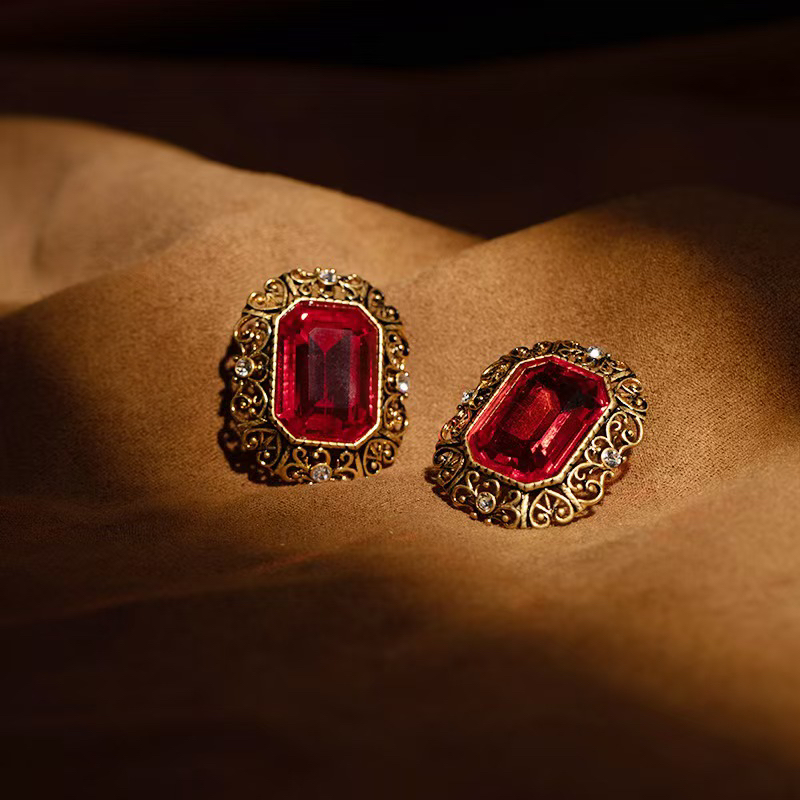 铜合金耳饰 铜合金锆石耳饰复古宫廷风格时尚高级感耳钉925银针