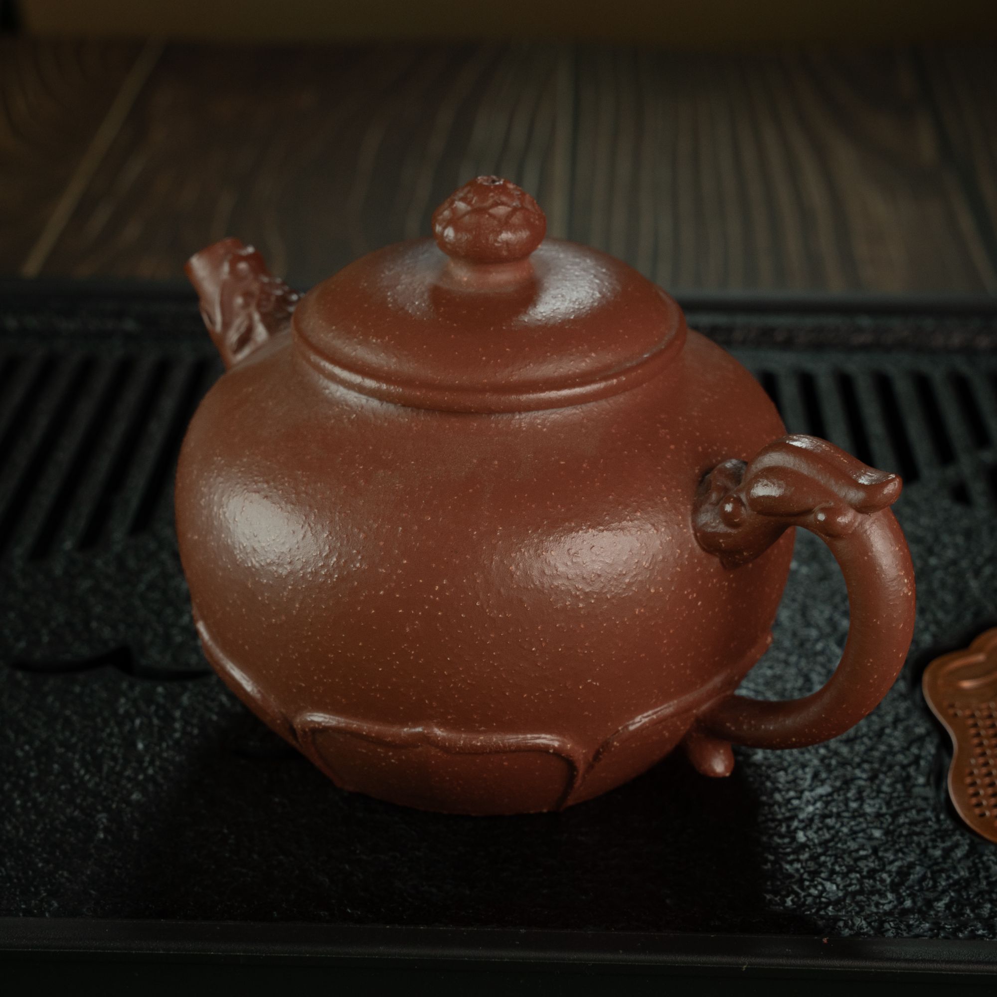 TYQ-1153宜兴紫砂原矿手工灵龙瑞莲降坡莲韵260cc