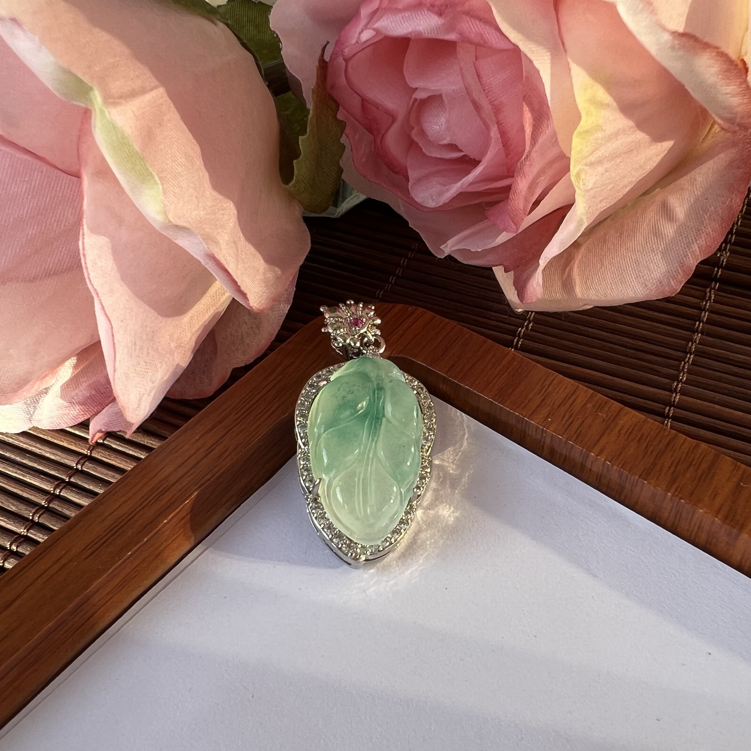 高定珠宝翡翠叶子吊坠XF334S0018