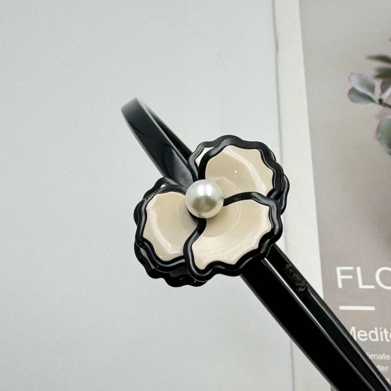 1375-爆款优雅法式浪漫花花窄边发箍