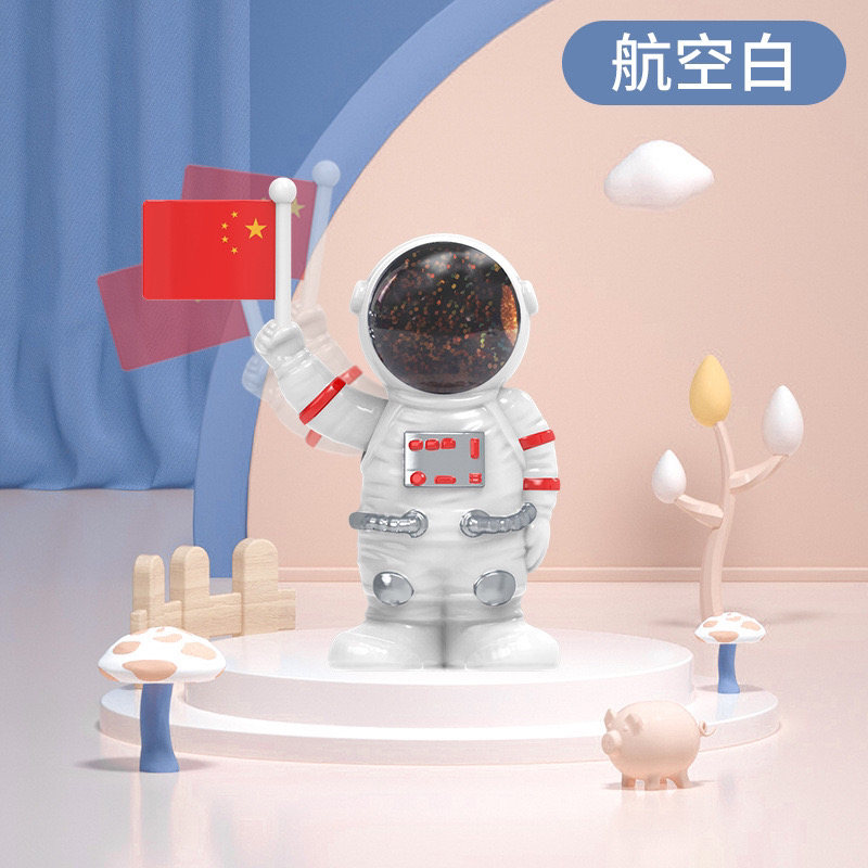 2024年新款网红男生女生车载太阳能摆件创意宇航员中控台摆件