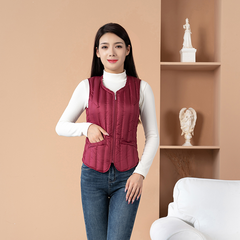 轻薄羽绒马甲女保暖贴身打底背心内穿坎肩小个子秋冬季羽绒服马夹