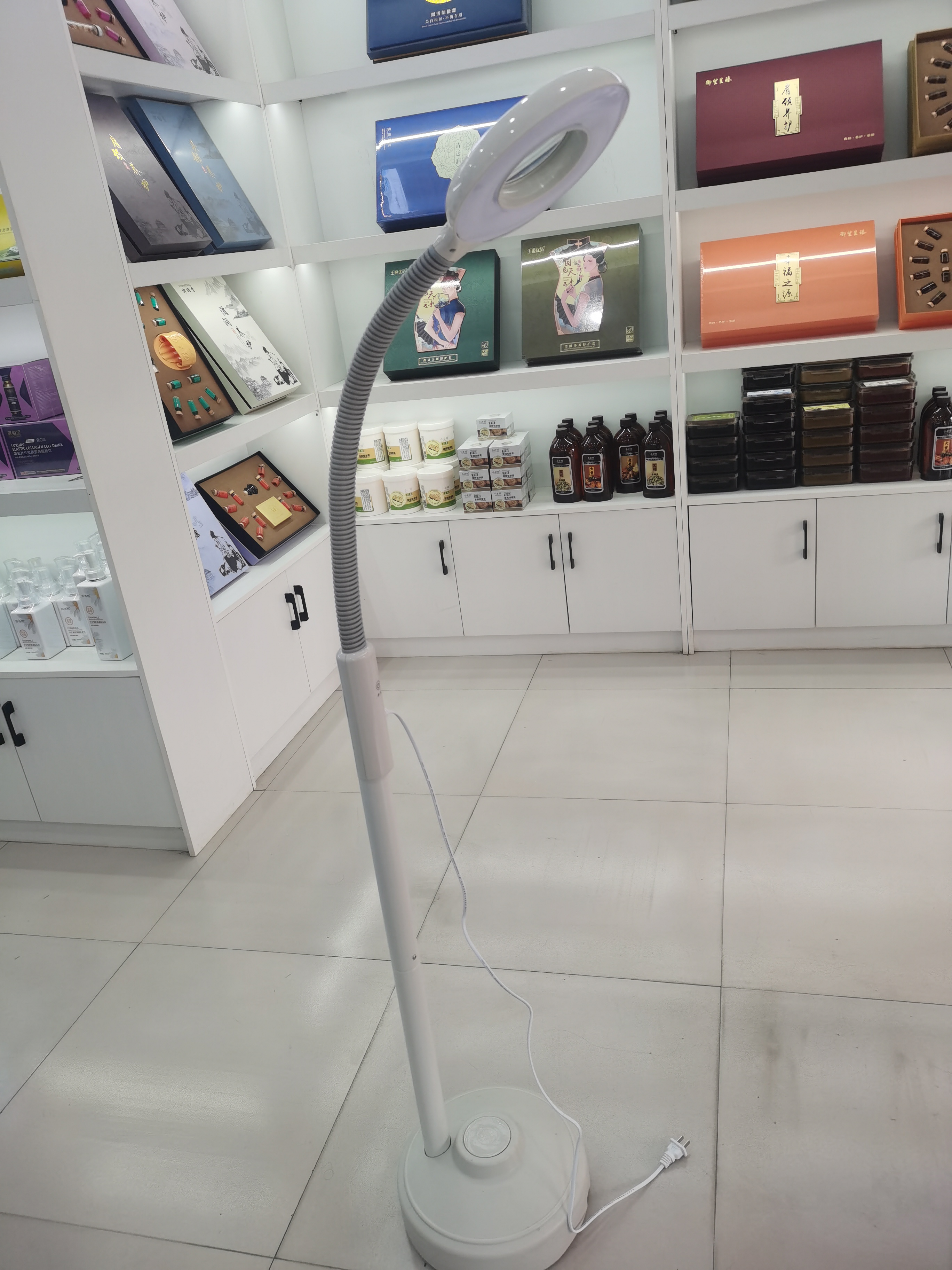 泰东白色触摸式放大镜高品质美容纹绣灯