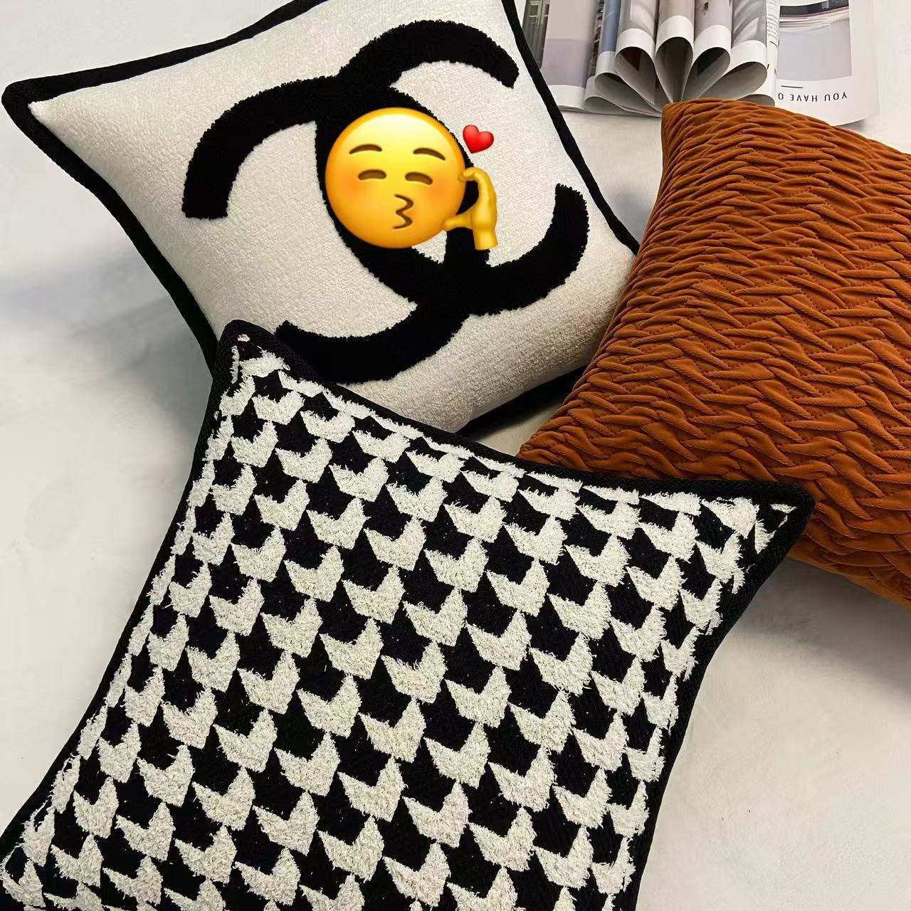 【时尚都市】现代简约抽象抱枕居家客厅沙发靠垫样板间网红抱枕套