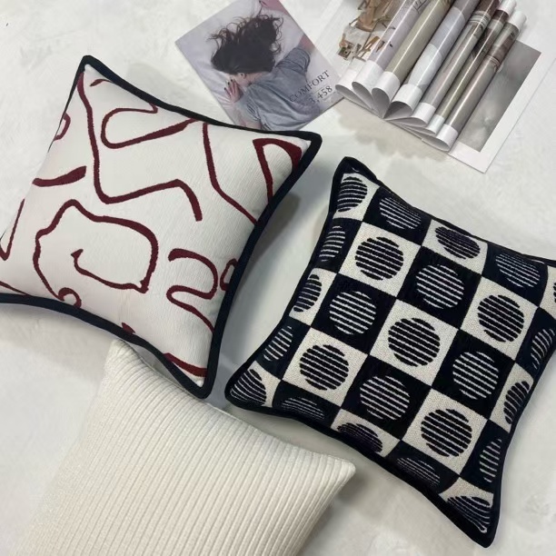 个性抱枕高端系列居家客厅沙发抱枕样板间靠垫车载抱枕时尚方形