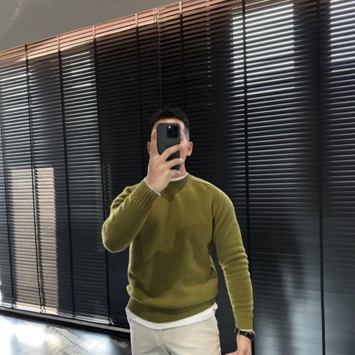 欧货秋冬新品男士毛衣针织衫纯色打底柔软舒适亲肤时尚潮流长袖