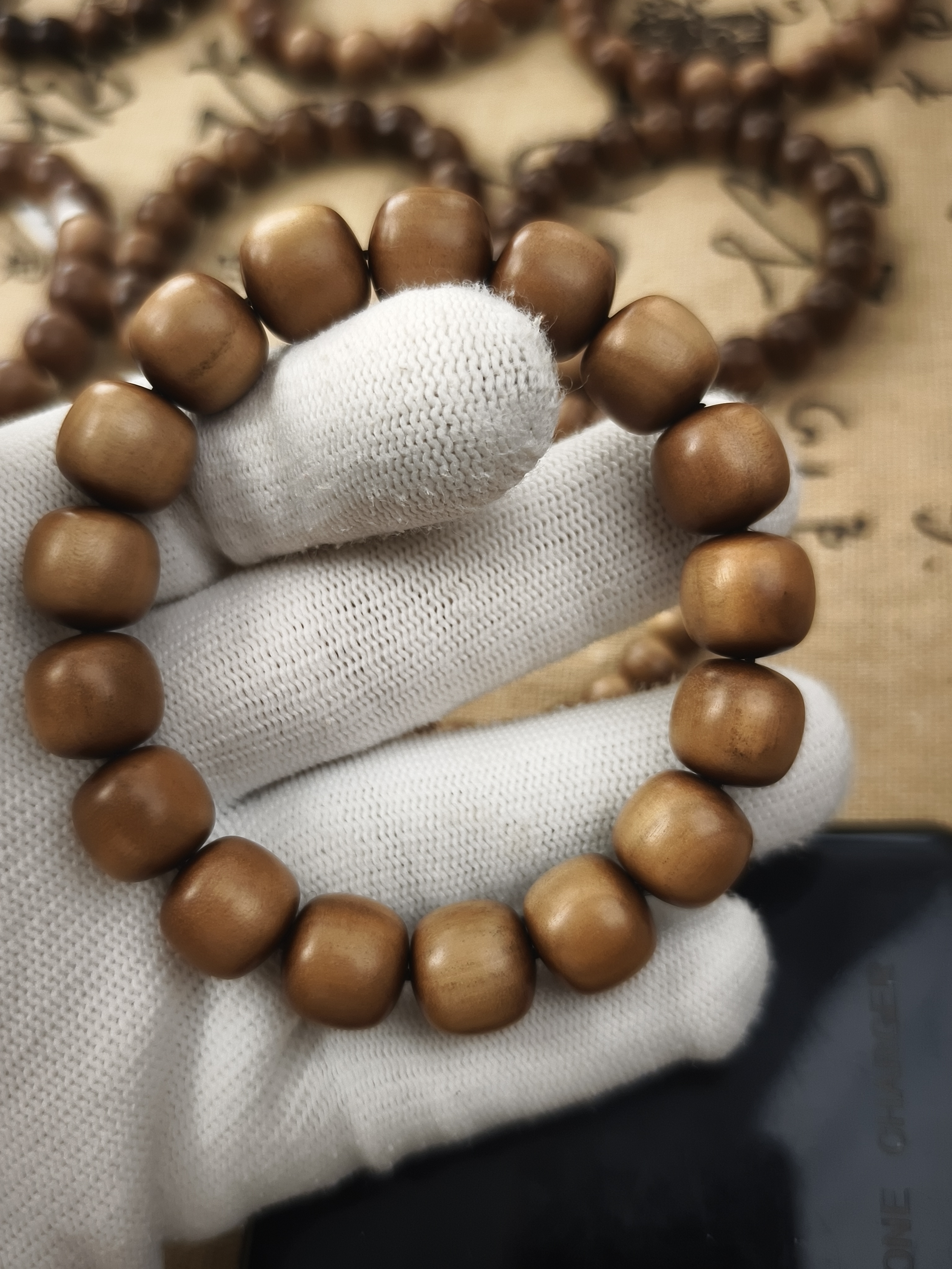 老山檀香 12.13 黑肉顺纹浮水单圈