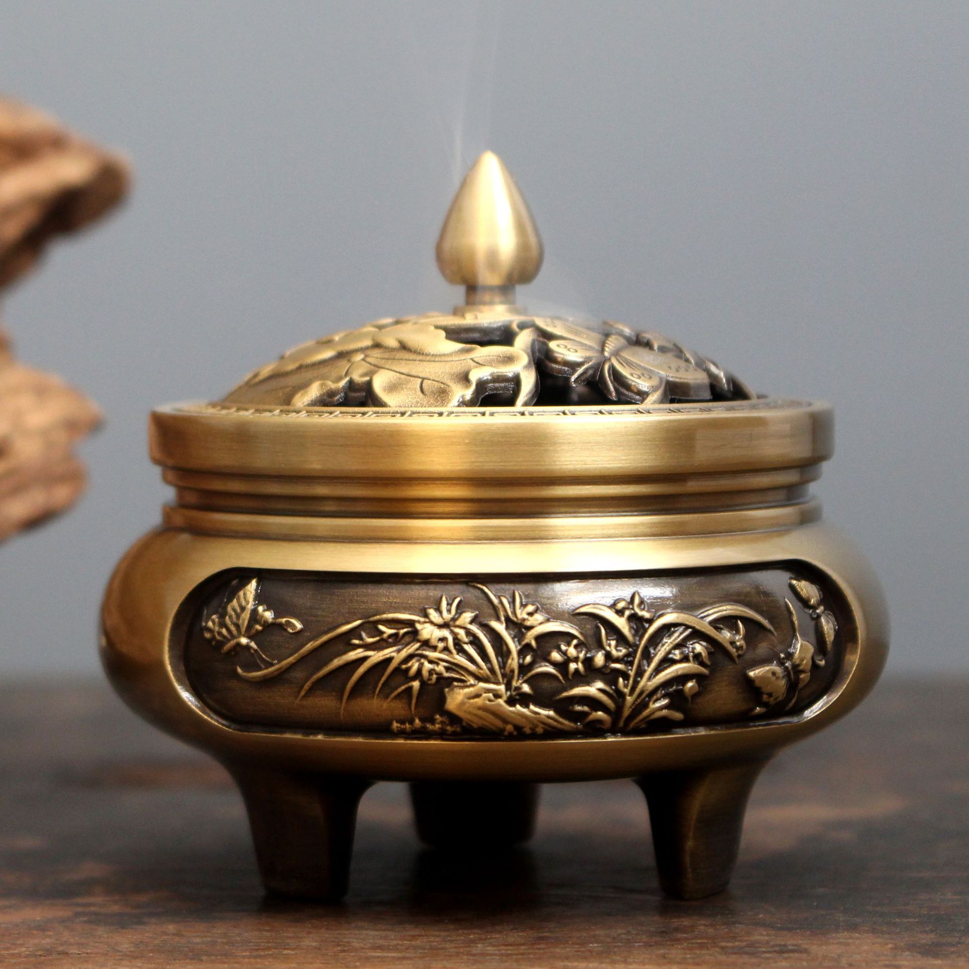 黄铜高端大号玄关创意带盖香炉客厅家用摆件工艺品上档次香炉纯铜