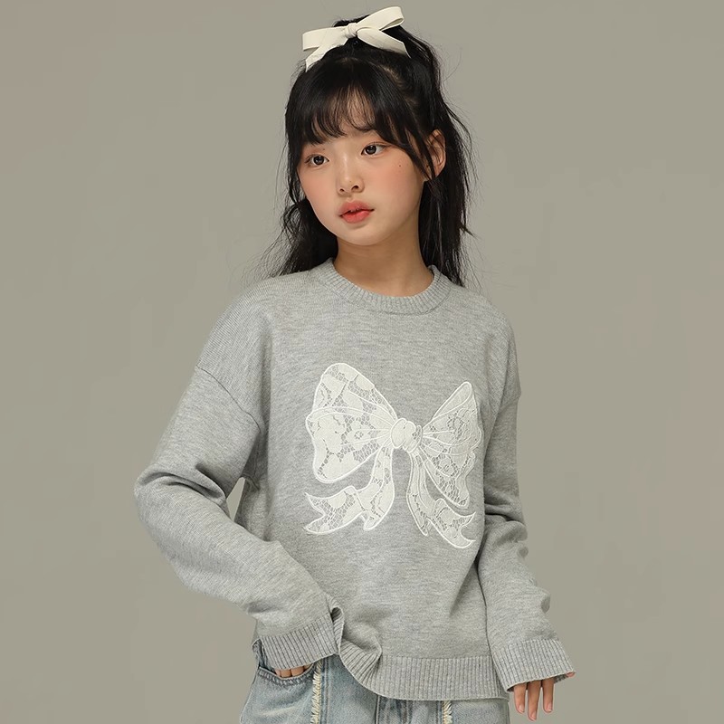 小女森女童春秋韩系蝴蝶结刺绣毛衣圆领灰色设计感套头长袖上衣女