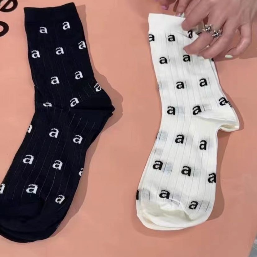 欧货欧洲站自留款时尚显瘦休闲百搭大王中筒袜堆堆袜数字袜