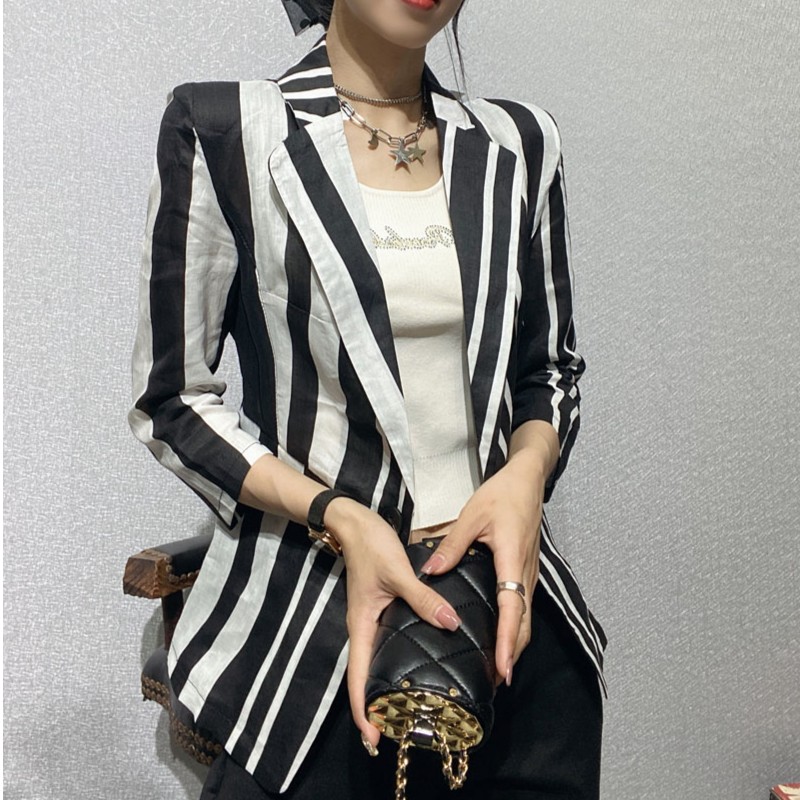 欧洲站西装网红外套女春夏新款时尚休闲亚麻竖条纹小西服上衣潮