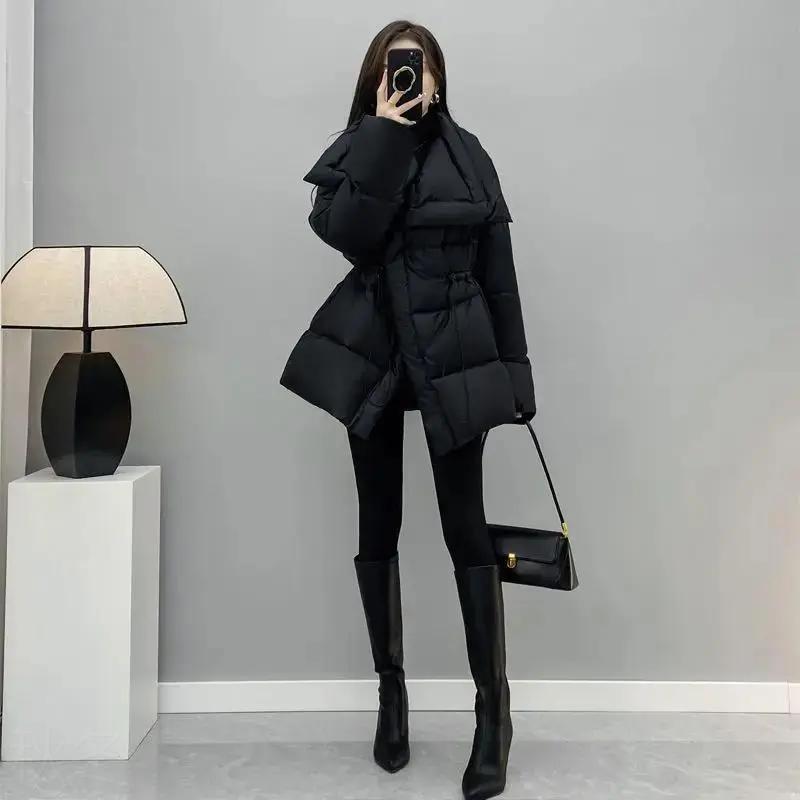 秋冬23年冬季欧货新款短款时尚气质高档外套黑色大翻领羽绒服女