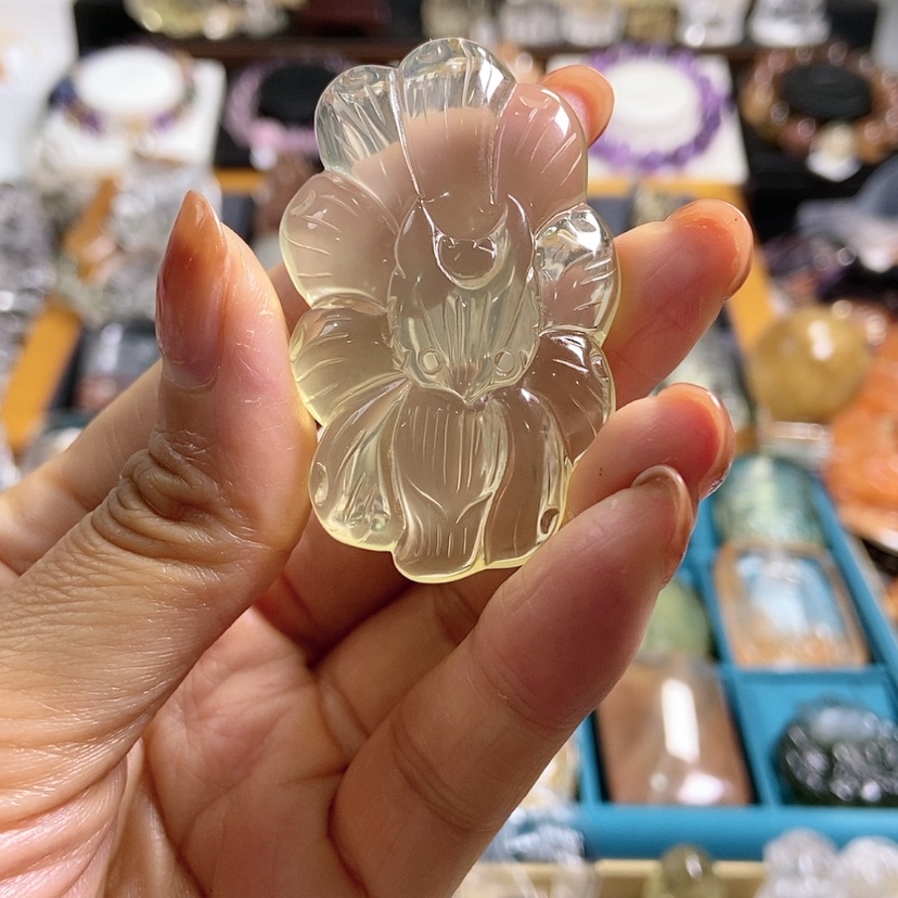 【闪购商品】水晶颈饰未镶嵌妍****?