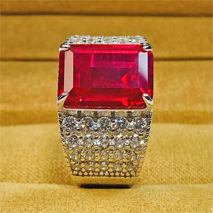 培育红宝石鸽血红S925银镀金戒指满钻霸气时尚戒定制KSJ309