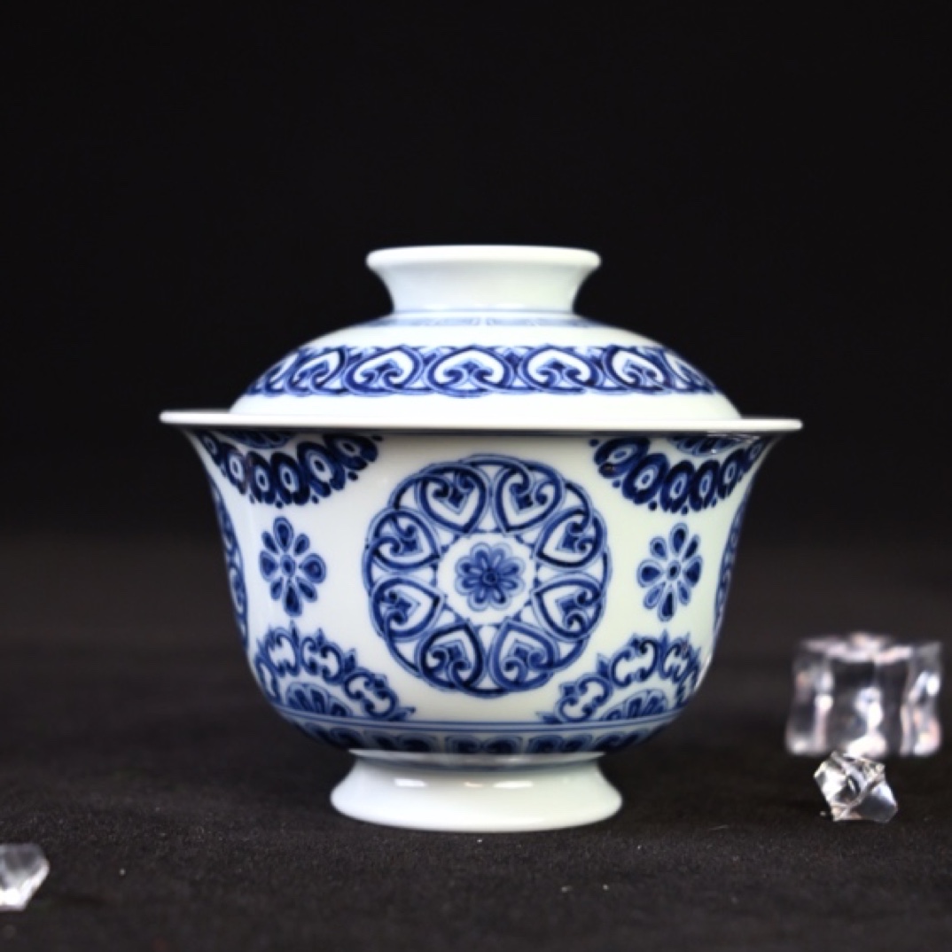 雯华堂 青花手绘宝相纹盖碗 盖下约130cc